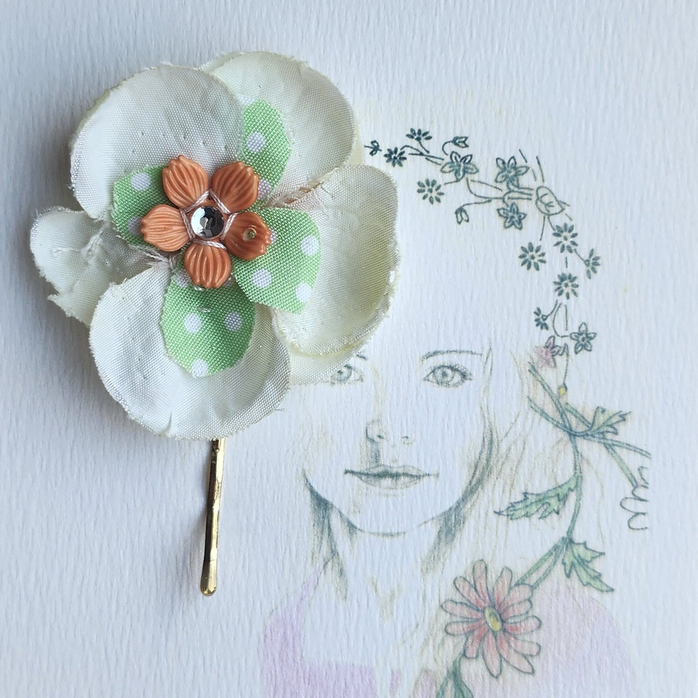 Hand-made small flower hair pin