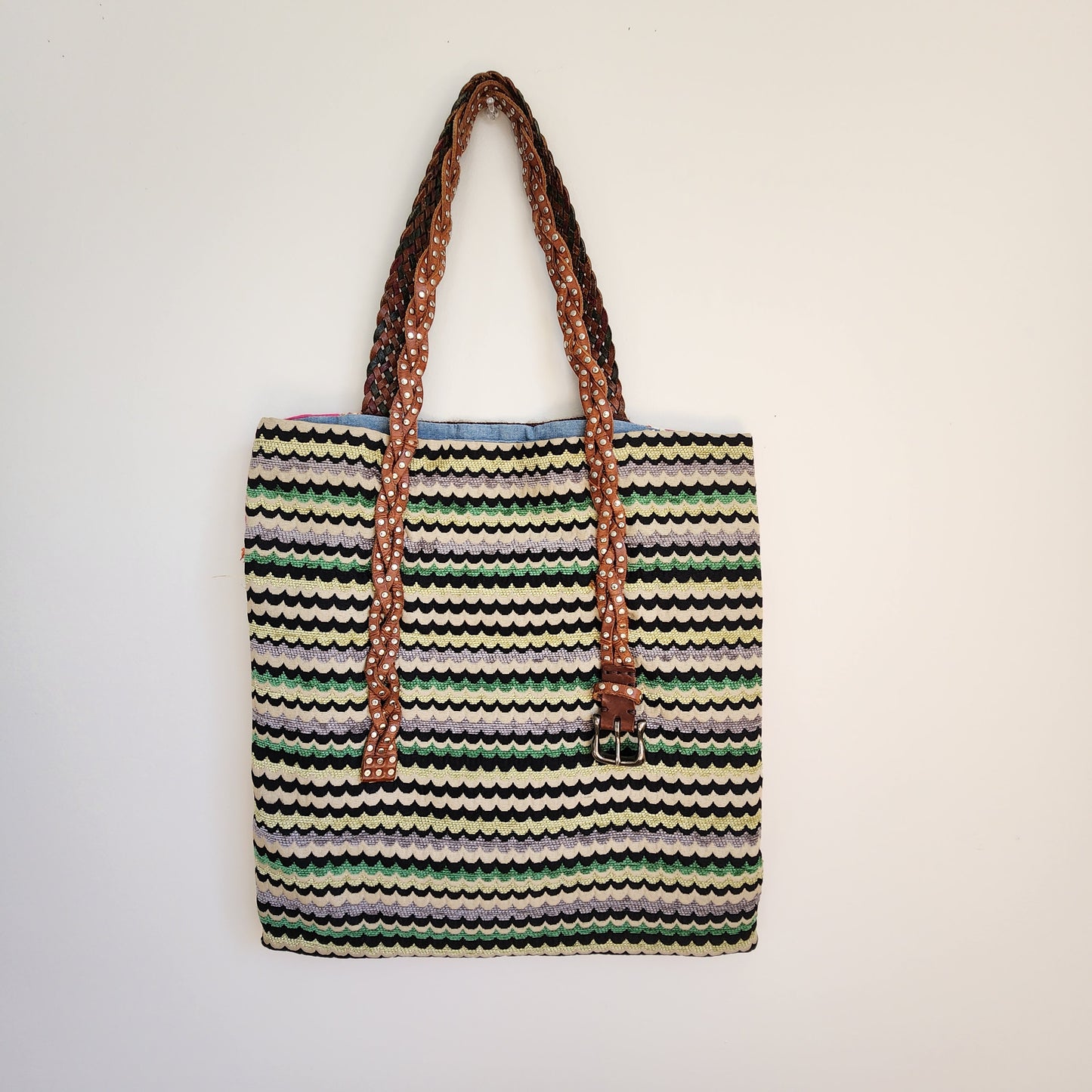 Tapestry tote bag