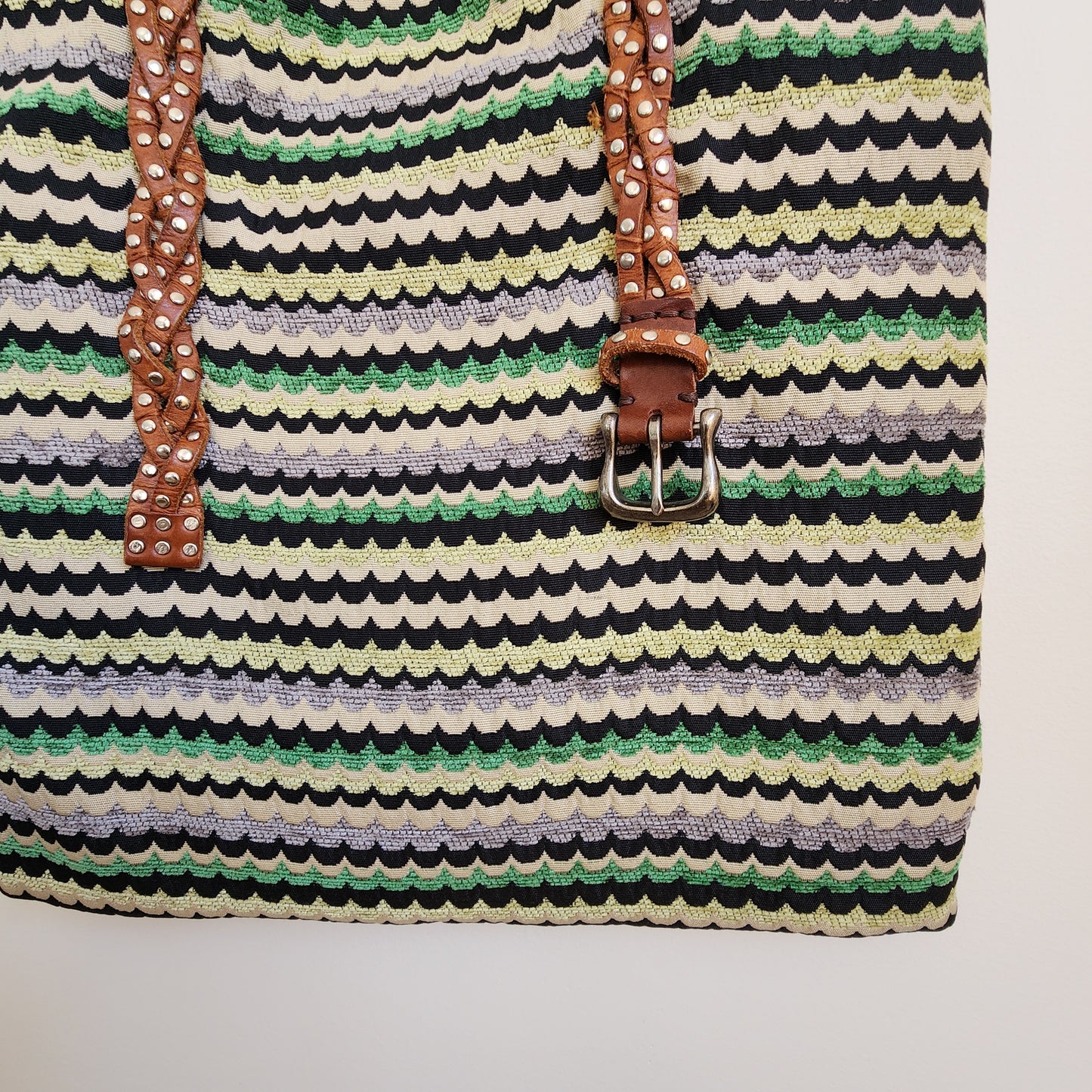 Tapestry tote bag